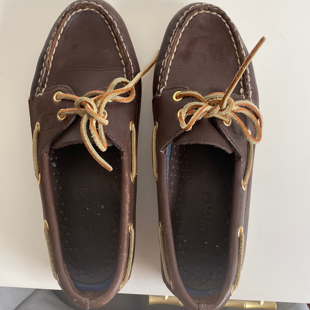 Woman’s Sperry Boat shoes
